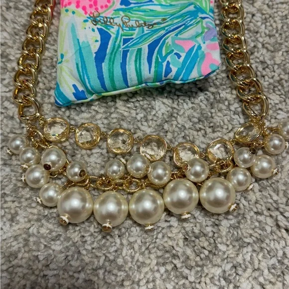 NWT Lilly Pulitzer Pink Palms Necklace in Gold Metallic - Picture 5 of 10